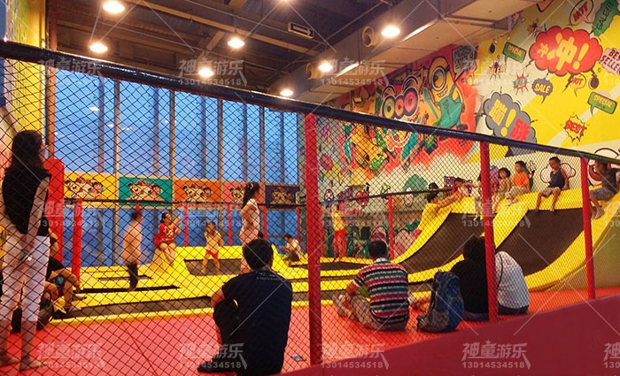儿童乐园超级大蹦床