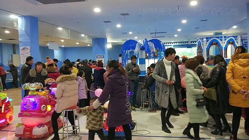 儿童乐园设备